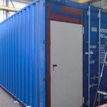 Standard-Container, mit Tür